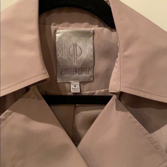 Jennifer Lopez Spring Jacket - Picture 2 of 8